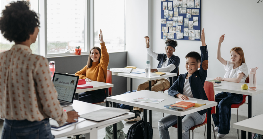 O desenvolvimento das escolas internacionais no mundo lusófono